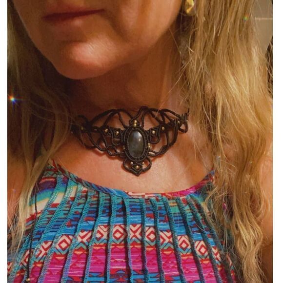 Labradorite Macramé Celine Floral Mandala Brass Boho Necklace - Picture 9 of 9